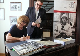 Zdjęcia podróżnika trafiły do Muzeum Powstania