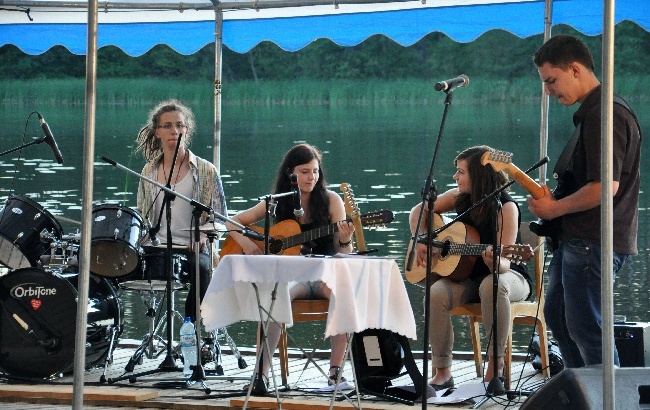 Festiwal na jeziorze