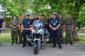 Uczniowie z Nowego Miasta na Policji w Legionowie