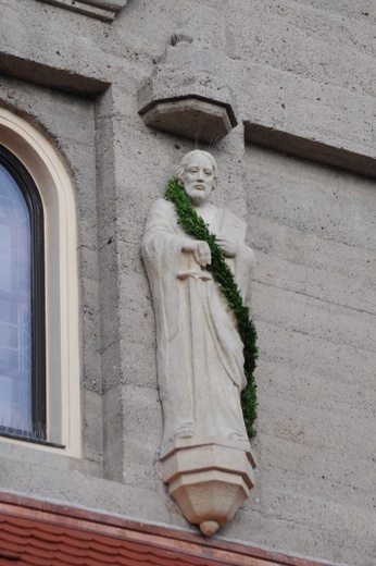 Rzeźby św.św. Piotra i Pawła