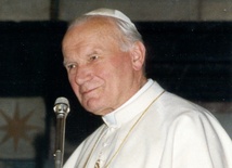 Relikwie św. Jana Pawła II w ołtarzu na ŚDM w Panamie
