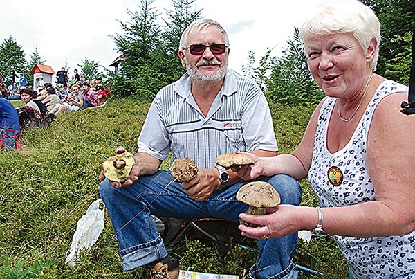  Wędrowanie to nie tylko wspaniały relaks i podziwianie przyrody. To także szansa na przywiezienie do domu kosza pełnego grzybów