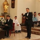 Robertowi Grudniowi towarzyszył solista Teatru Operowego w Łodzi Dominik Sutowicz