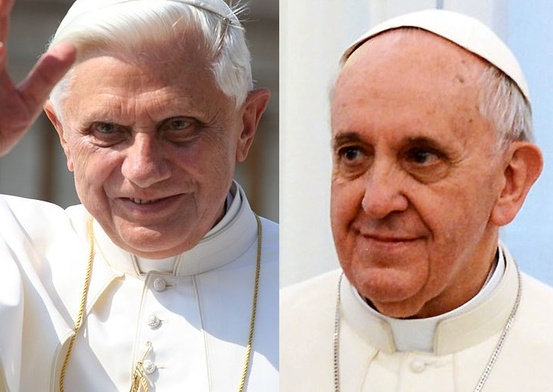 Dwóch papieży razem odsłania pomnik