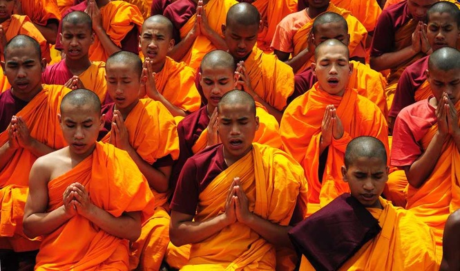 Buddyści protestują