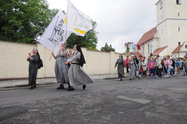 Strumień nyski w Strzeleczkach