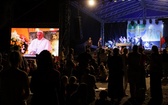 Koncert New Life'm i czuwanie z papieżem