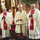  Kształt dzisiejszej diecezji legnickiej jest w dużej mierze zasługą jej pierwszego ordynariusza, bp. Tadeusza Rybaka