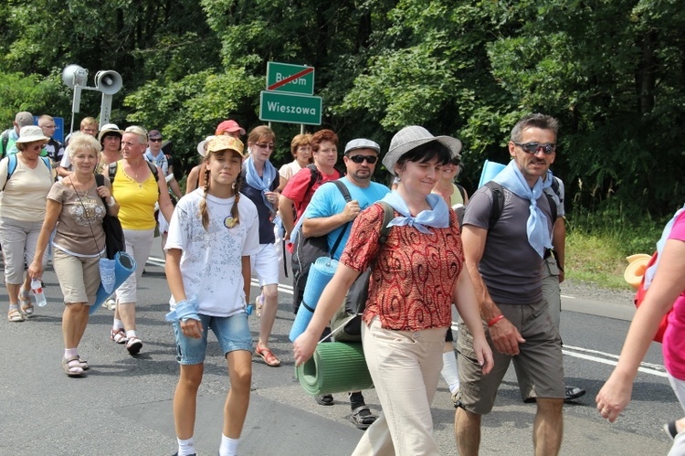 68. Pielgrzymka Rybnicka - dzień 2. - etap z Gliwic do Górników