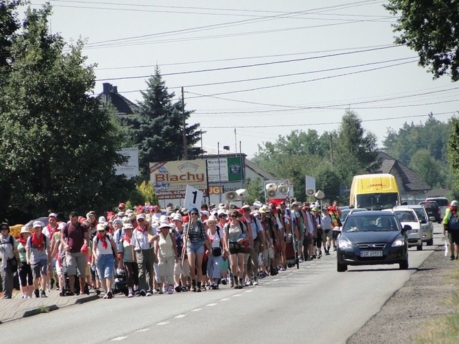 68. Pielgrzymka Rybnicka - dzień 4. - droga do Stradomia