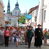 Wędrują do Czarnej Madonny