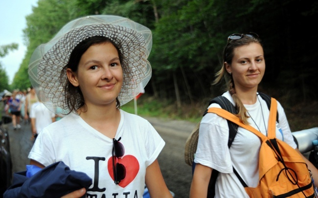 Z promienistego marszu na Jasną Górę