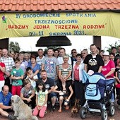 Do Grodowca przyjechały całe rodziny. Wspólnie uczą się trzeźwo spędzać czas ze sobą, starają się też być dla siebie wsparciem