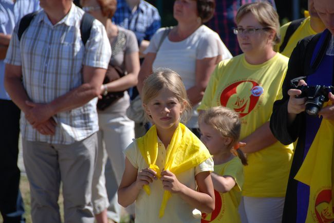 Pielgrzymi u stóp Matki