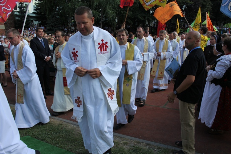 Oświęcim: powitanie relikwii św. Jana Bosko