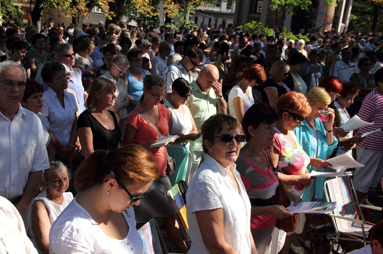 18.08.2013 r. Pielgrzymka kobiet do Piekar Śląskich, cz. 3.