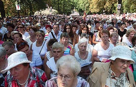 W Piekarach modliło się kilkadziesiąt tysięcy kobiet