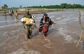 Pakistan: Caritas pomaga powodzianom