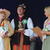 Ignacy Duda otrzymał tytuł Boryny Roku 2013. Na scenie spotkał się z Jagną – Emilią Krakowską
