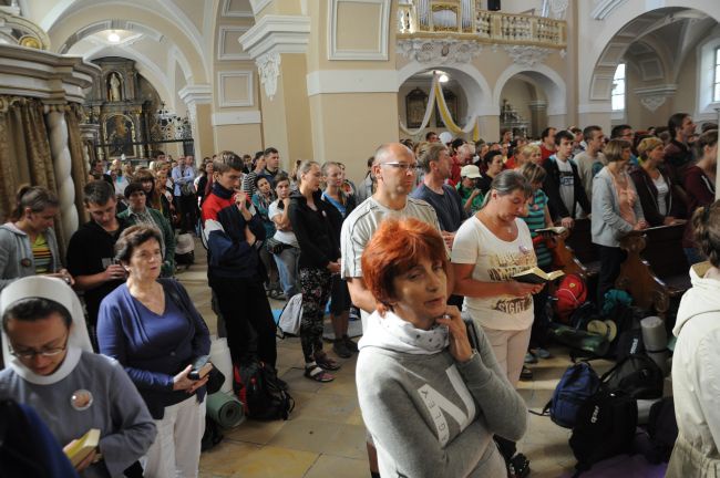 Pielgrzymka gościła w Strzelcach Opolskich