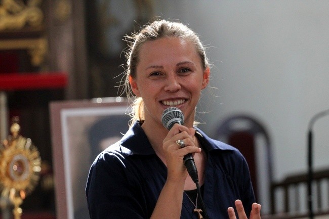 Anna Golędzinowska