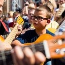 250 gitar w Poznaniu
