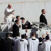 Papież spotka się z rzymskim duchowieństwem 