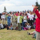  Na Wielkiej Raczy wielbiło Boga ponad 700 osób