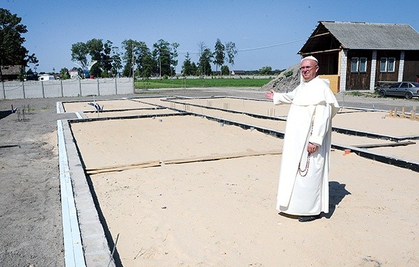  O. Andrzej Kuster opowiada o pracach w błotnickim sanktuarium 