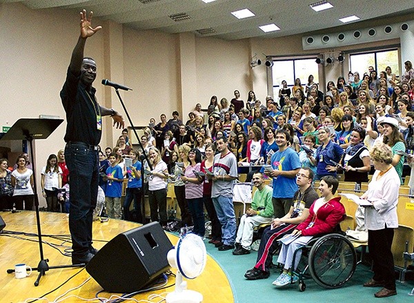 Tak przed rokiem uczestnicy warsztatów gospel ćwiczyli pod okiem Wayna Ellingtona