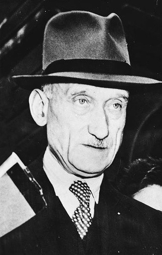 Schuman - polityk w drodze na ołtarze