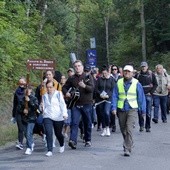 Do Gietrzwałdu przybyły łosiery z okolicy