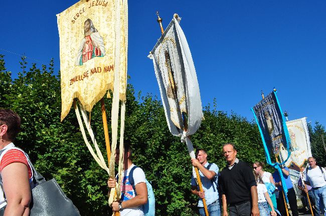 Pieszo z Tłuchowa do Skepego