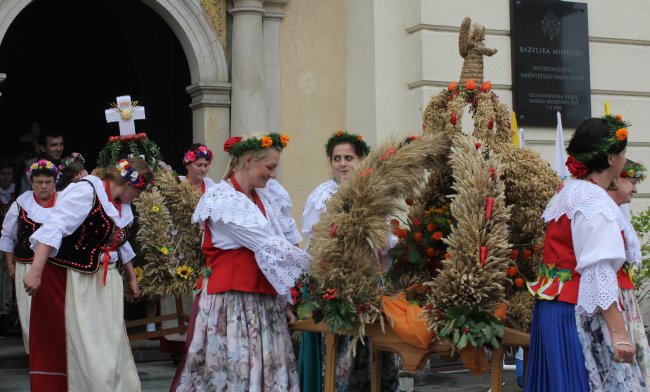 Diecezjalne dożynki w Rudach