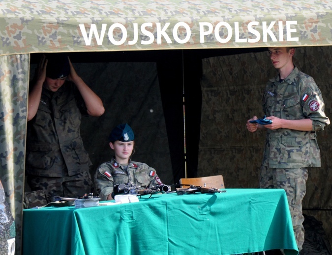 Festyn grupy św. o. Pio w Nowym Sączu.