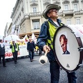  Związkowcy protestowali na ulicach i w miasteczku namiotowym przed sejmem