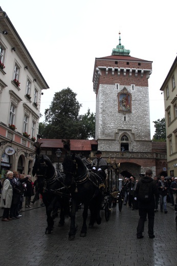 Pogrzeb Sławomira Mrożka - cz. 1