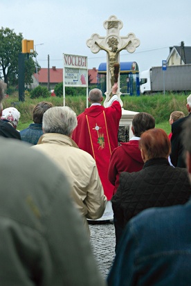 Poświęcenie odnowionego krzyża prawdopodobnie nie było ostatnią taką uroczystością w Brzeźniku 