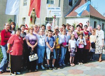  Podwórkowe Koło Różańcowe z Zielonej Góry na pielgrzymce w Przytoku w sierpniu 2007 r.