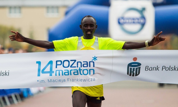 Kenijczyk i Białorusinka zwycięzcami 14. Poznań Maratonu