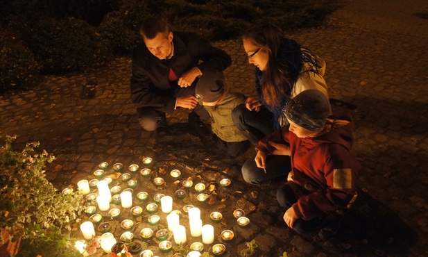 Ewa, Łukasz, Julek i Jaś Stolińscy mają już swojego orędownika w niebie