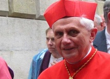 Franciszek wręczy Nagrody Ratzingera