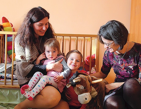  Justyna (z lewej) straciła Kazia, a Anna – Maciusia. Razem założyły wspólnotę rodziców po stracie dziecka
