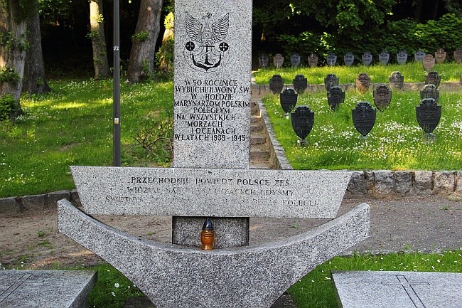 Cmentarz Obrońców Wybrzeża w Gdyni