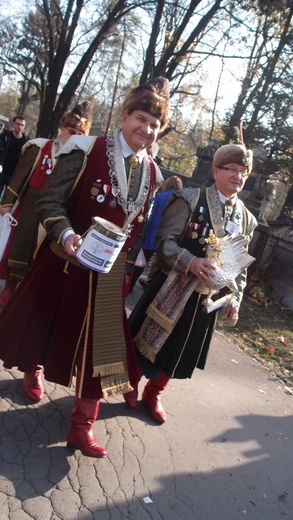 Uroczystość Wszystkich Świętych na cmentarzu Rakowickim