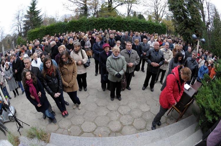 Cmentarz parafii katedralnej