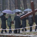 Droga Krzyżowa w byłym KL Birkenau