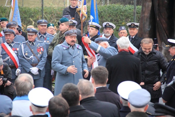 Odsłonięcie pomnika Piłsudskiego