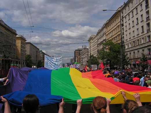 Polacy nie chcą ustawy równościowej