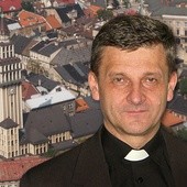 Ks. prof. Roman Pindel będzie drugim biskupem bielsko-żywieckim i zastąpi odchodzącego na emeryturę bp. Tadeusza Rakoczego